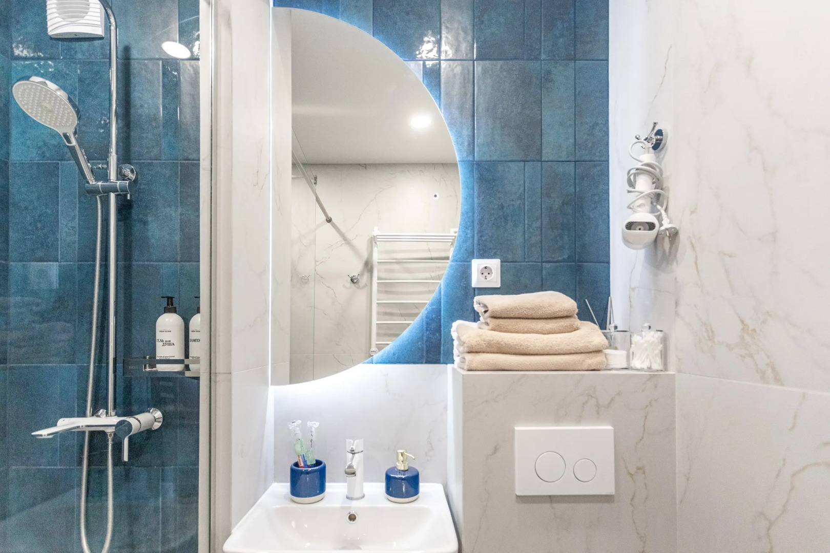 Апартаменты Золотая Рыбка в центре, Zoya-Apart