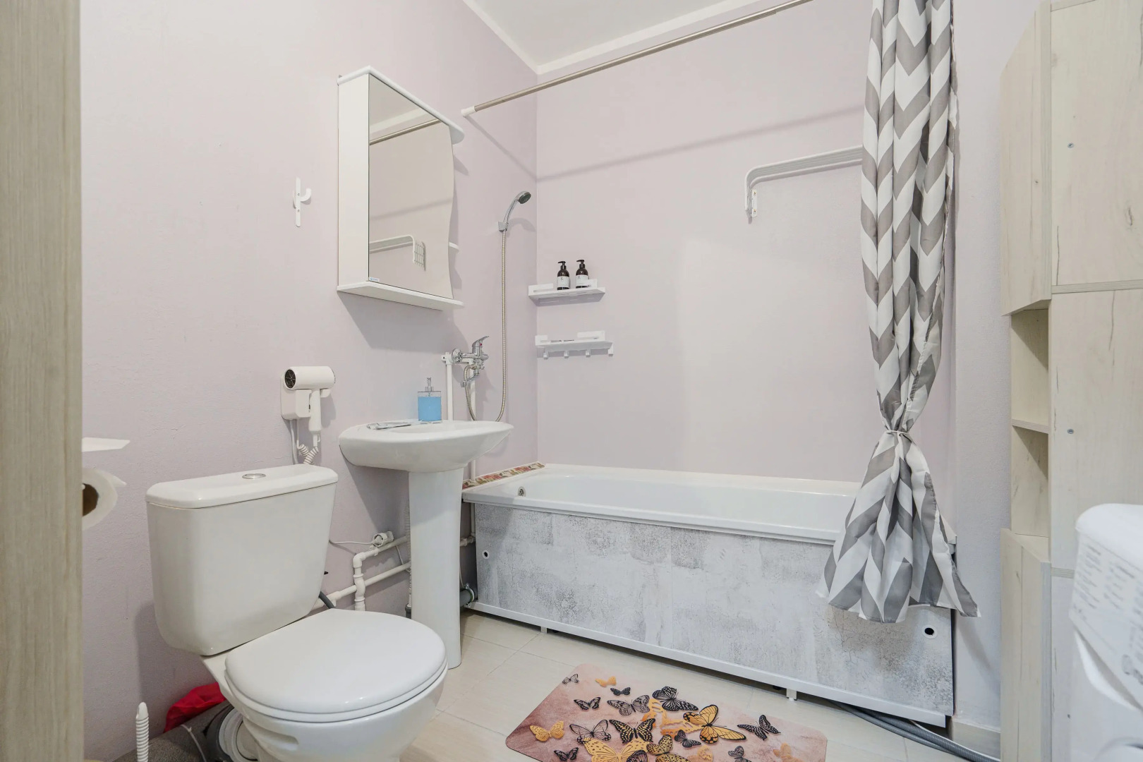 Квартира Уютная студия на проспекте Космонавтов