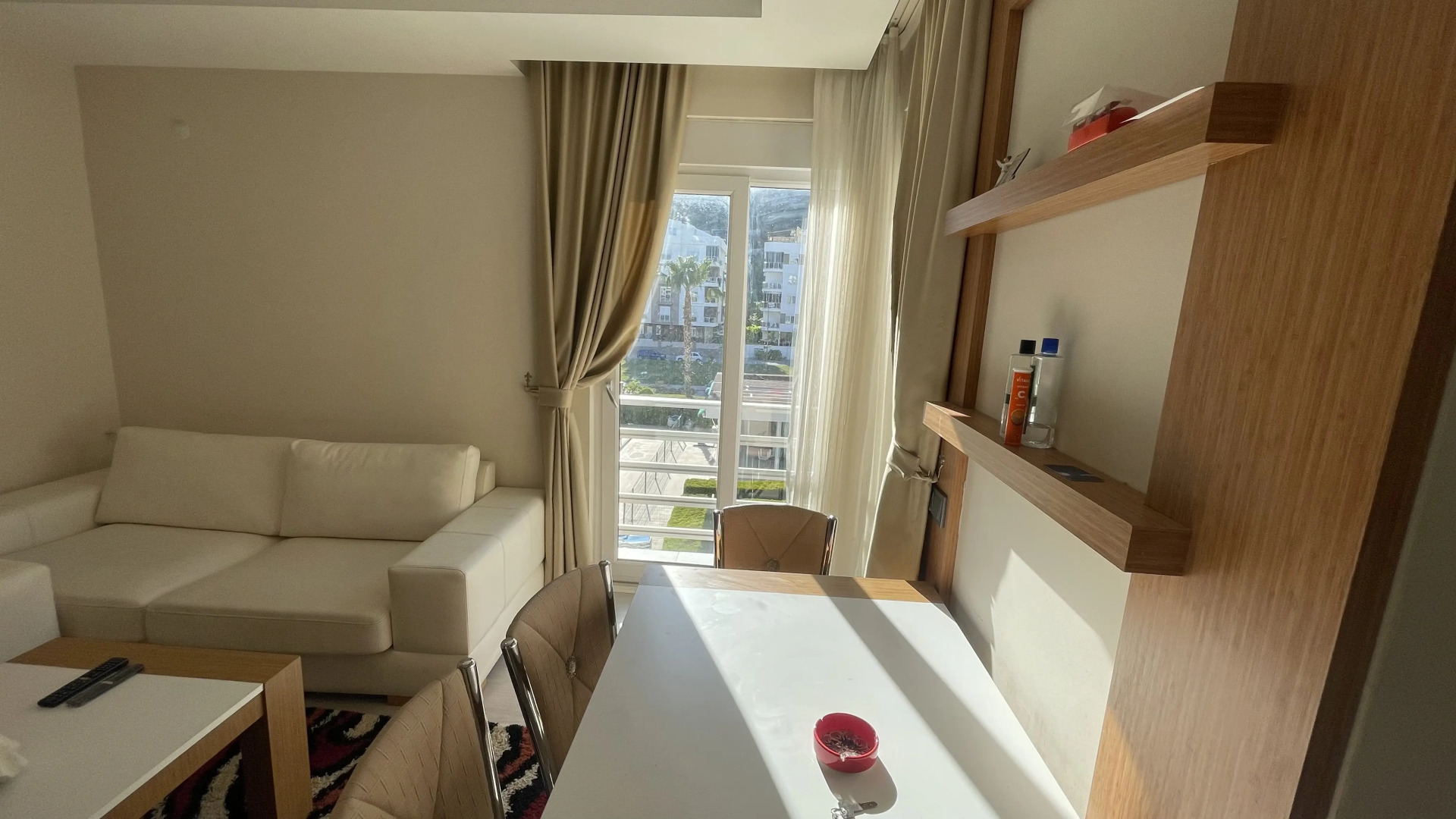 Апартаменты 30 minutes walk to famous Konyaalti Beach 1+1 Suit