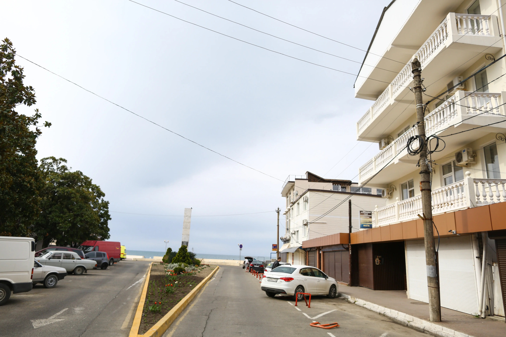 Отель Азалия