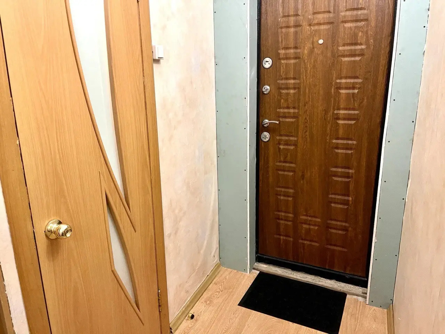 Апартаменты Марс Отель Комарова 21