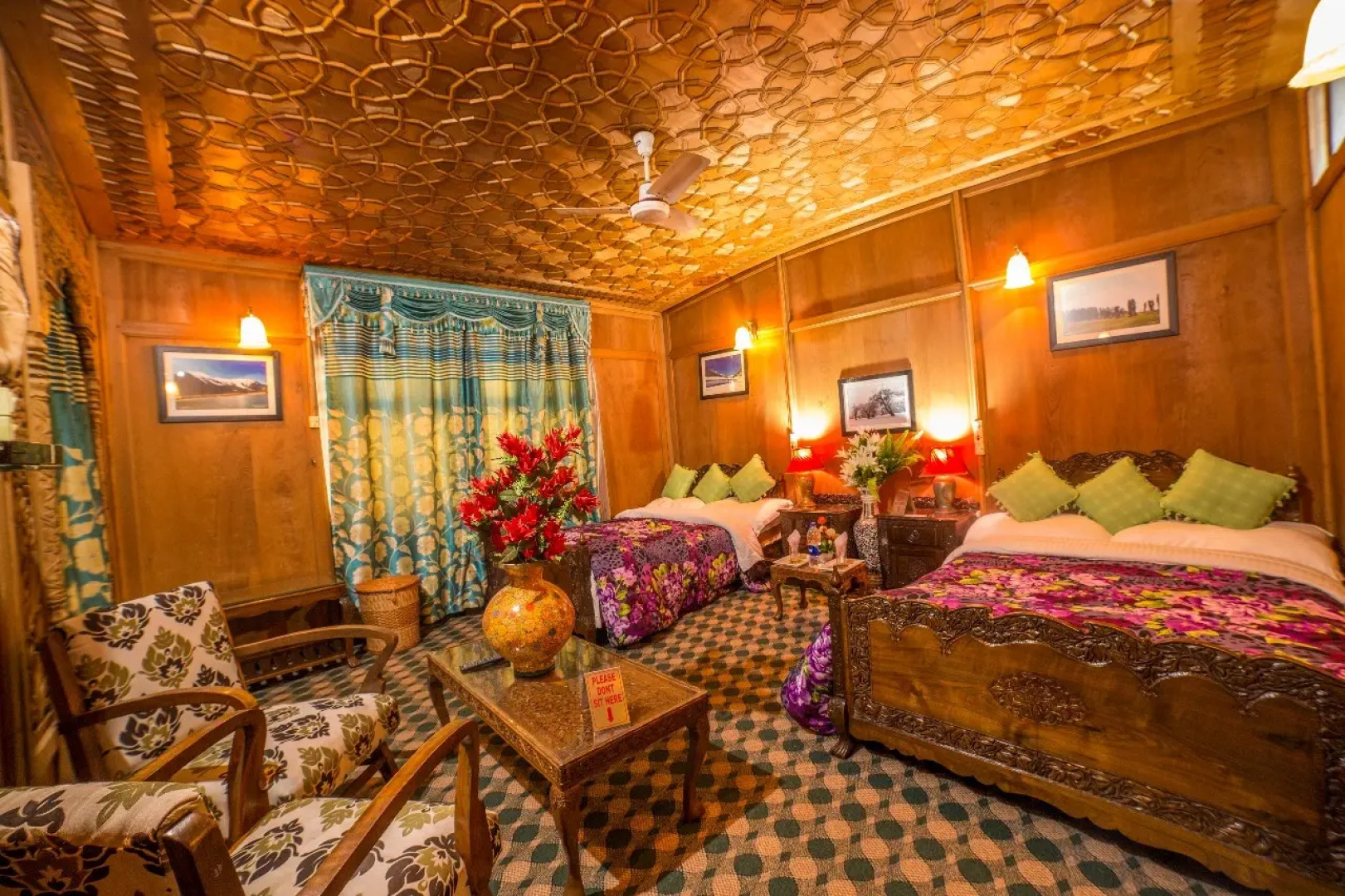 Отель Swan Group Of Houseboats