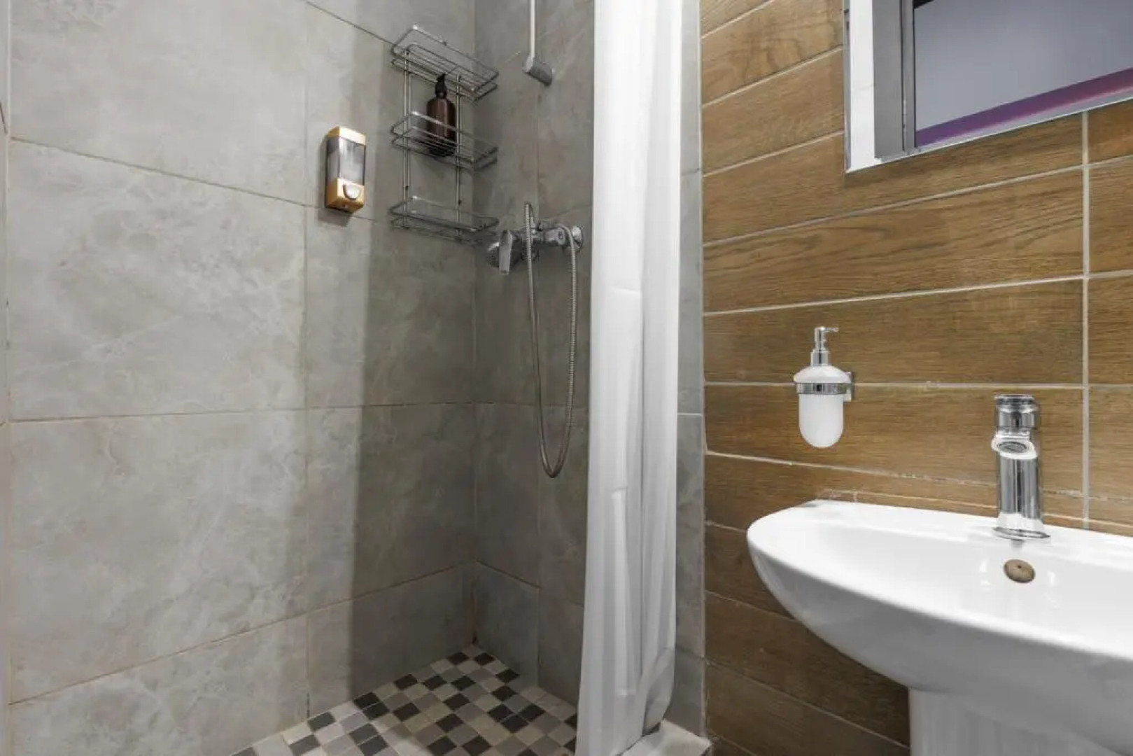 Апартаменты Стильный апартамент на Окружной