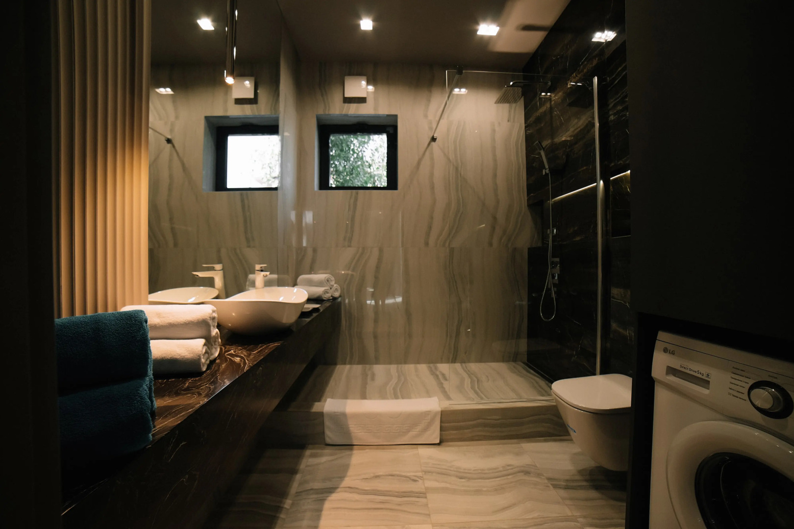 Отель Grand Sapphire