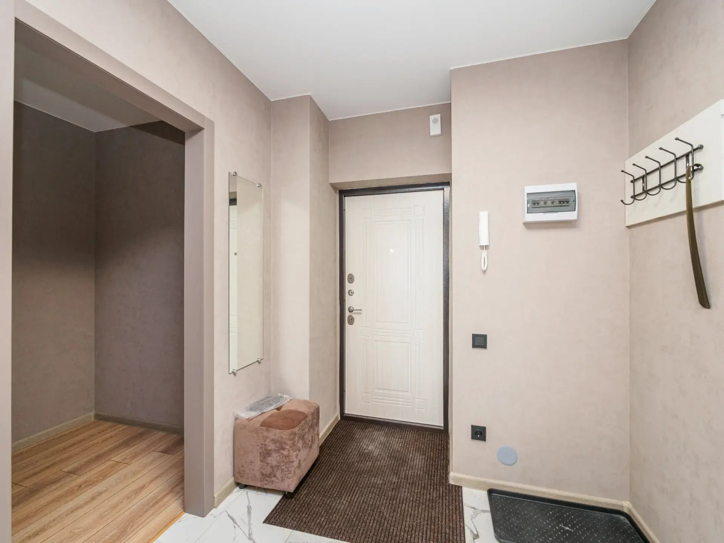 Квартира Уютная в самом центре левого берега Иртыша