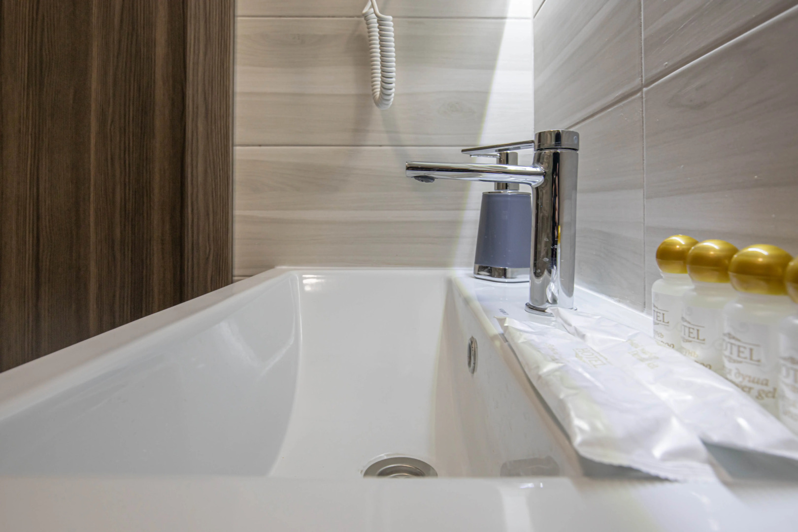 Отель Full House