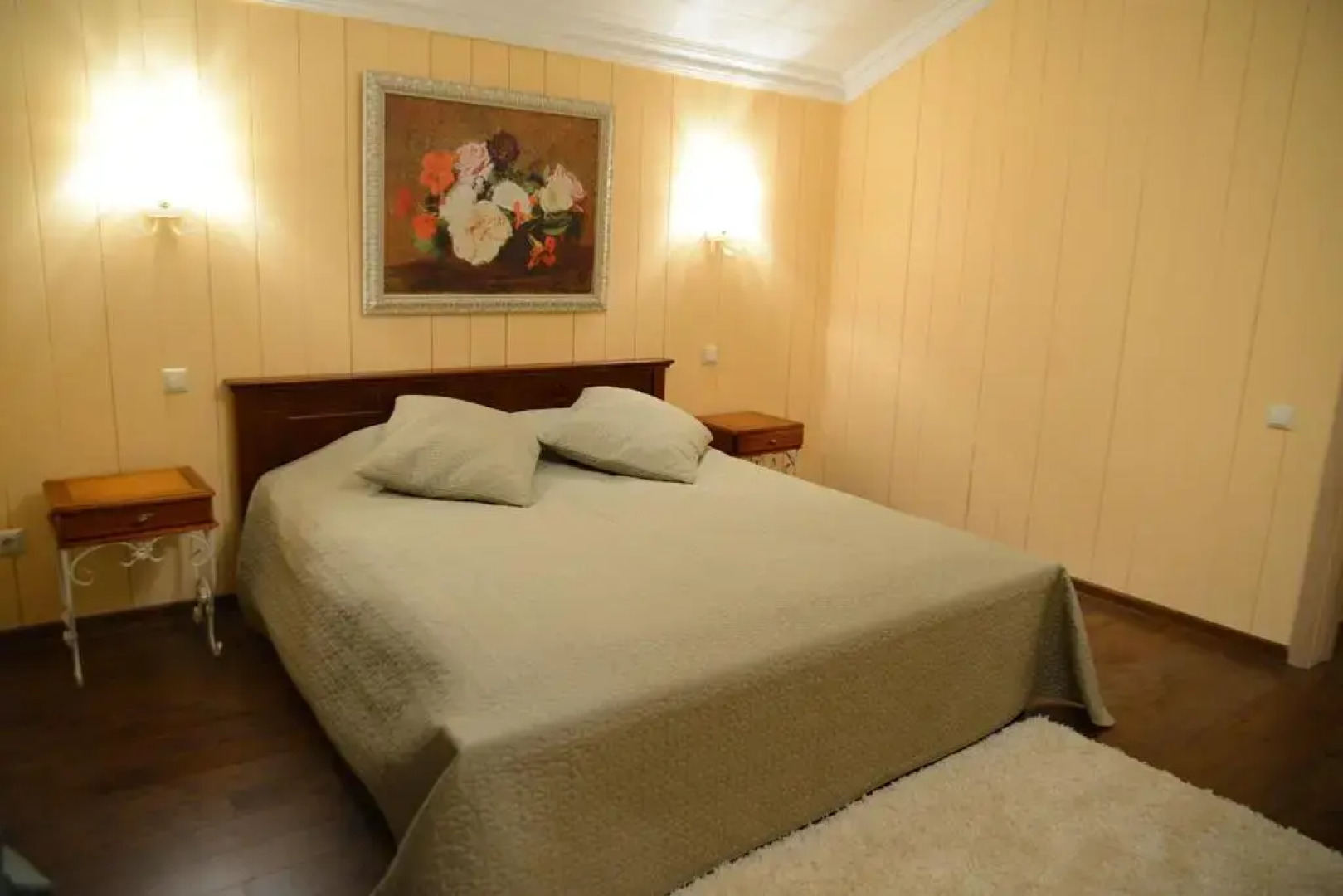 Отель Птичь