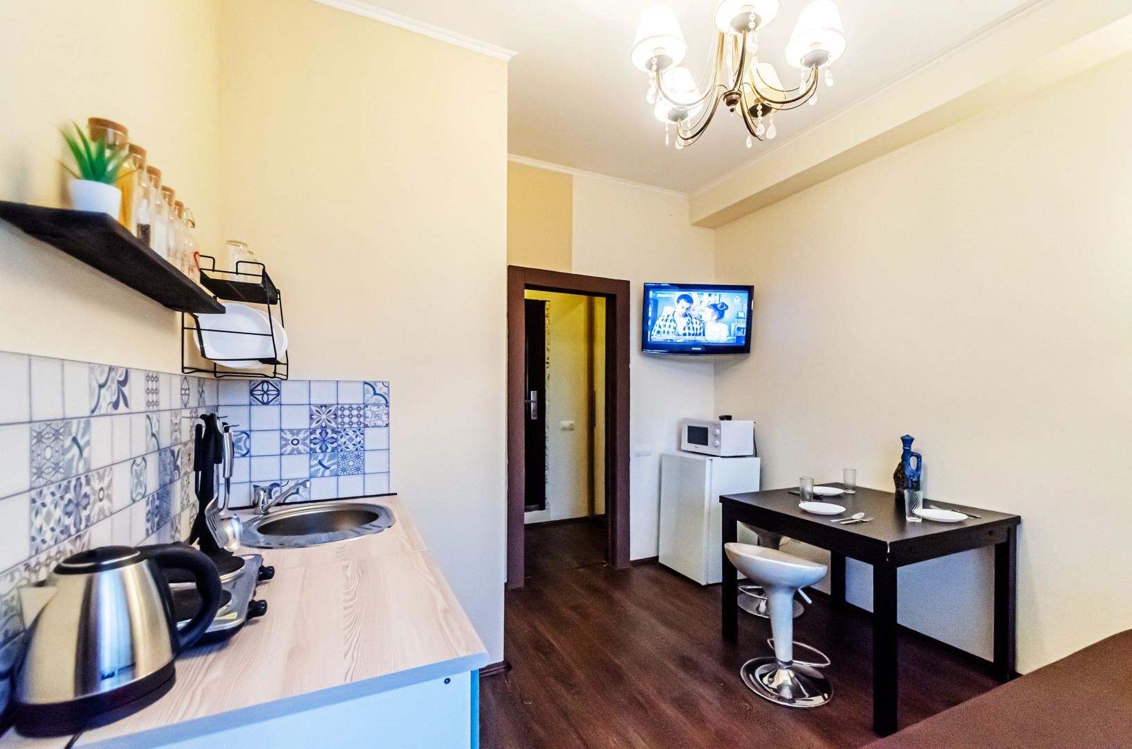 Апартаменты 1-к квартира (23) на Никитинской 108