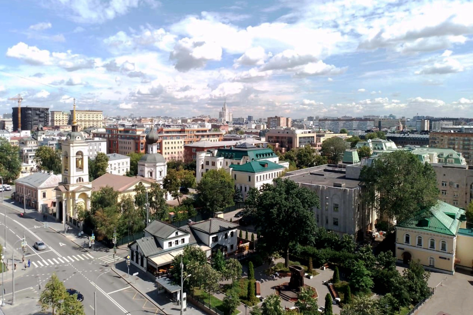Апартаменты на Полянке