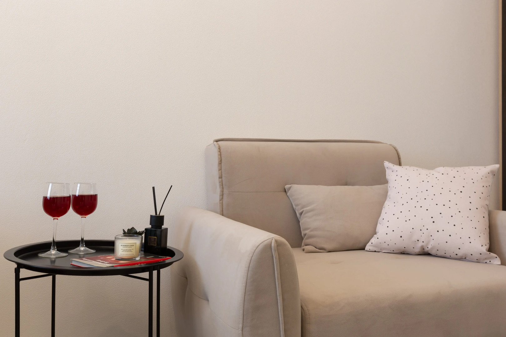 Апартаменты Life Apartments на 10 этаже ЖК Спутник