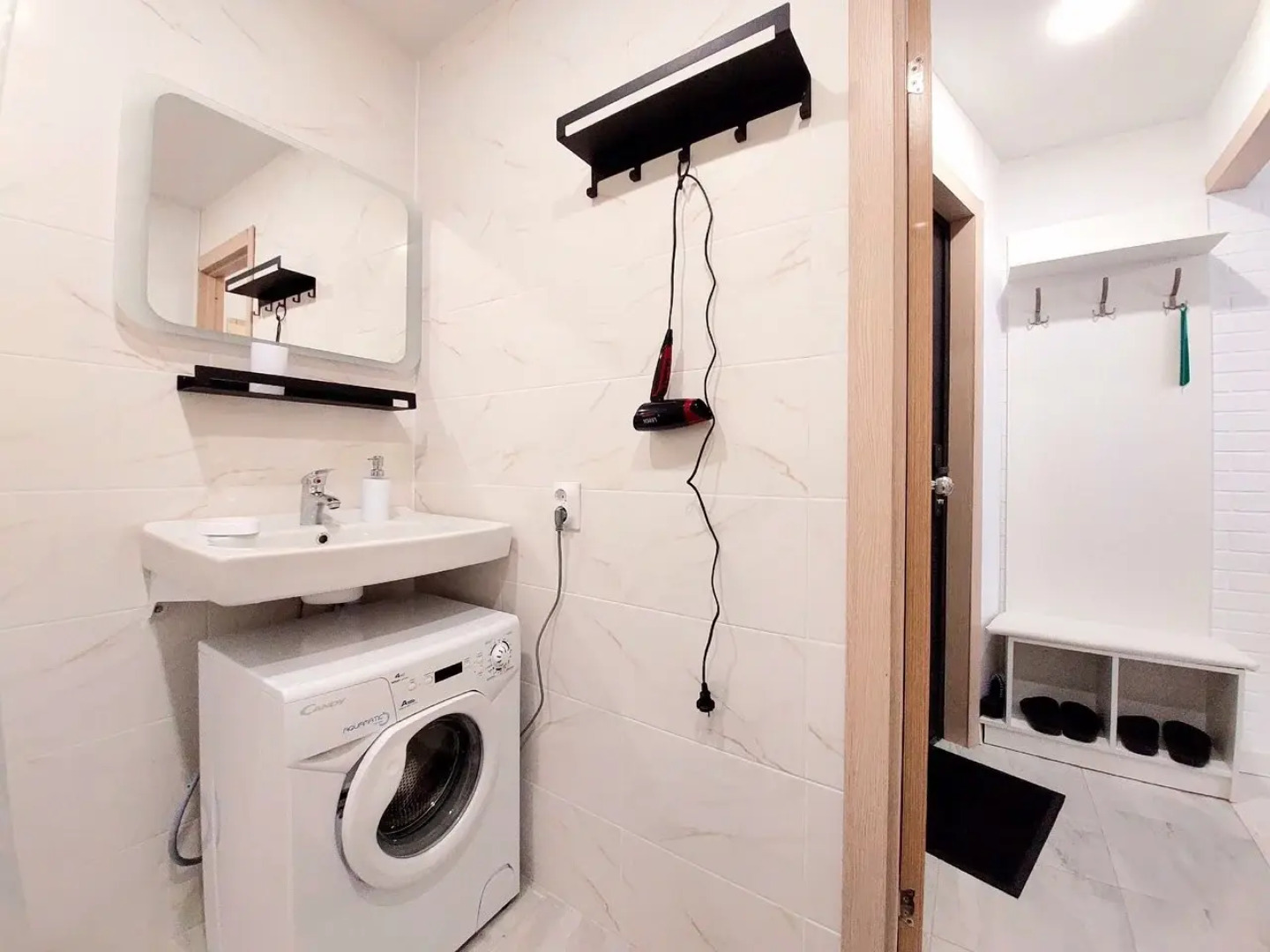 Апартаменты Стильная студия в новом городе Ульяновска у парка Прибрежный