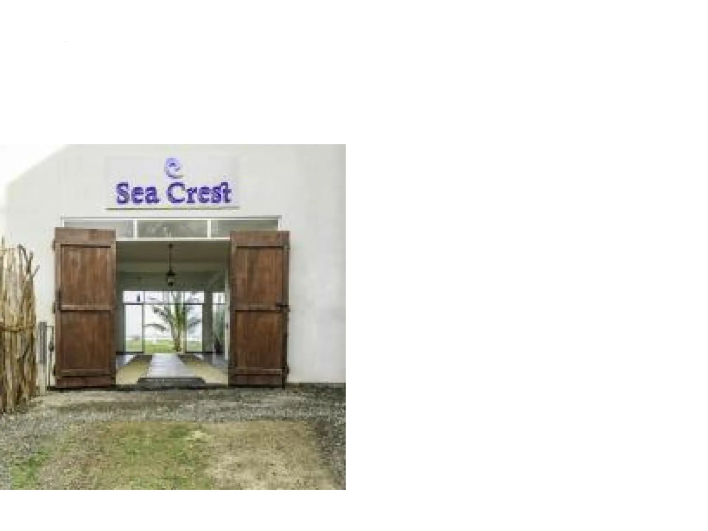 Отель Sea Crest