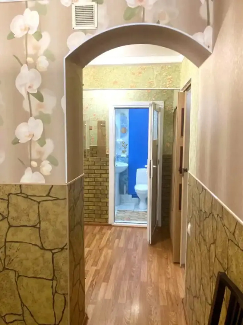 Апартаменты Широкая 34