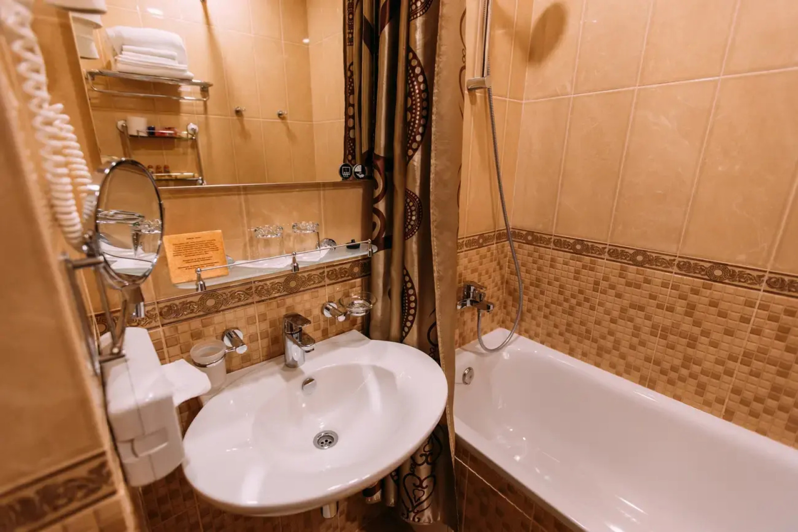 Отель Шери Холл