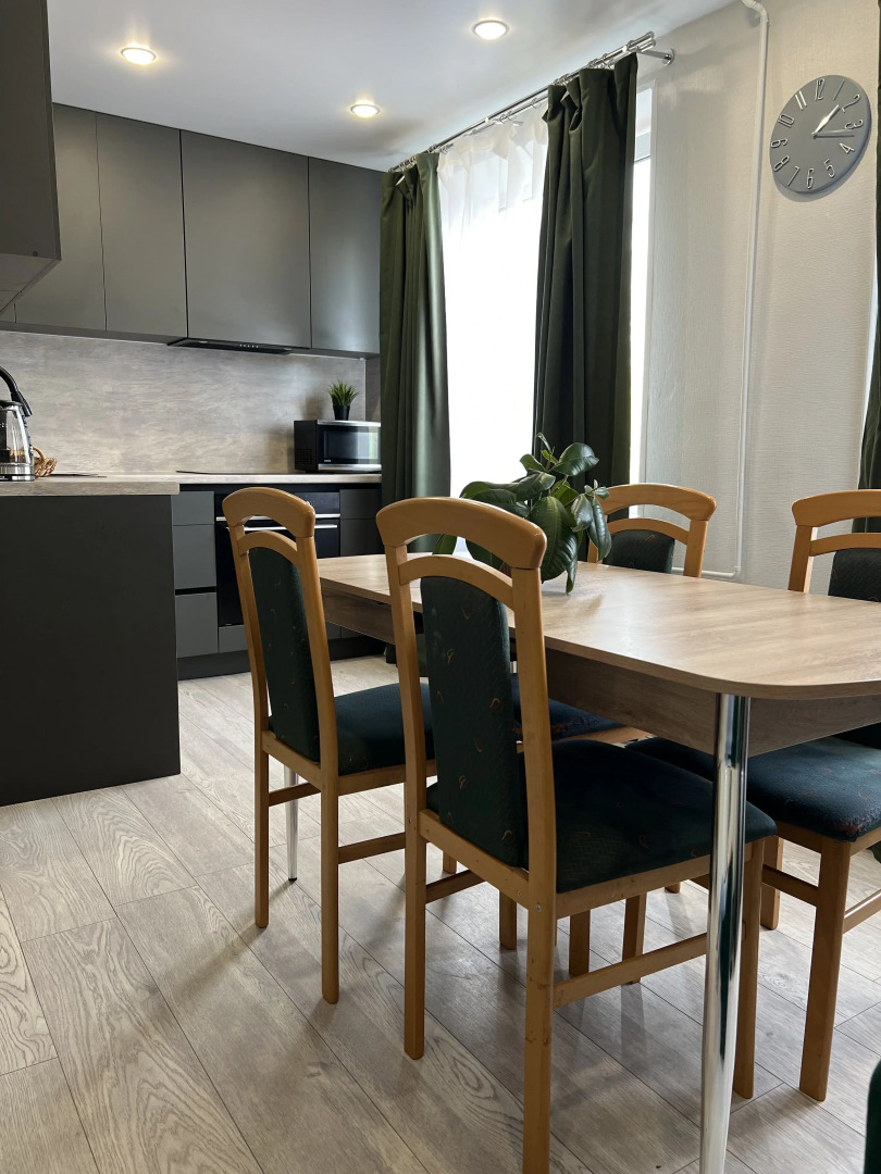 Квартира Мира 8