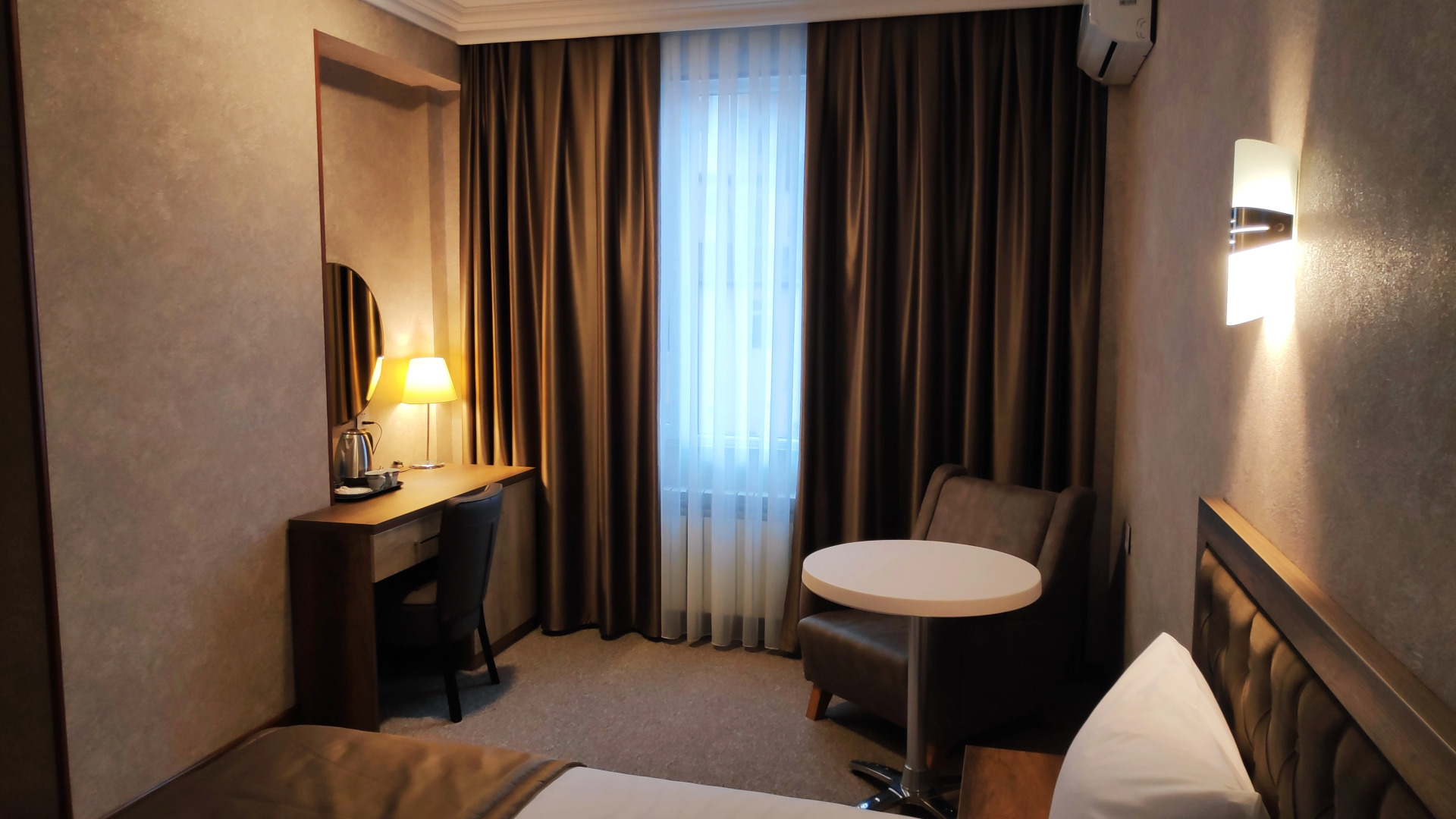 Отель Royal Sapphire