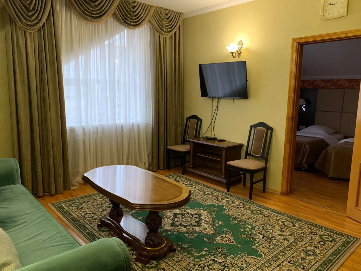 Отель Снежная Королева