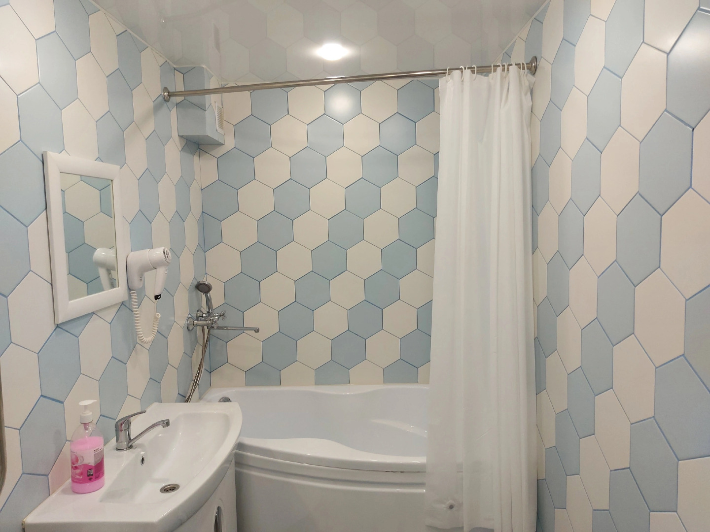 Апартаменты Кирпичная 26-59