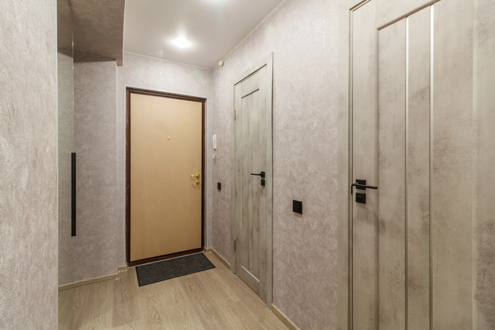 Квартира Не Вопрос с отличным ремонтом у Ледового дворца