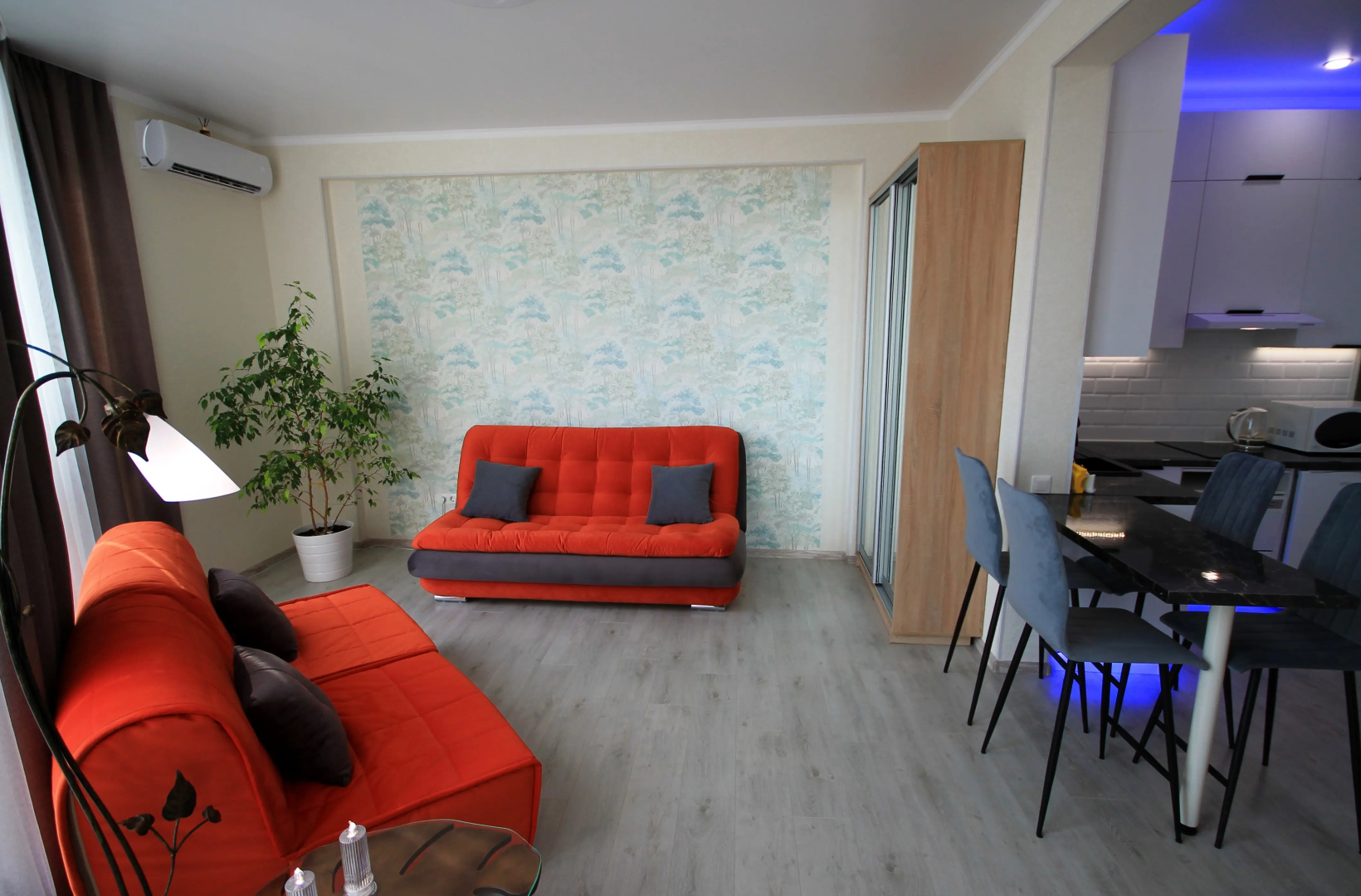 Квартира с Видом на Море и Панорамными Окнами