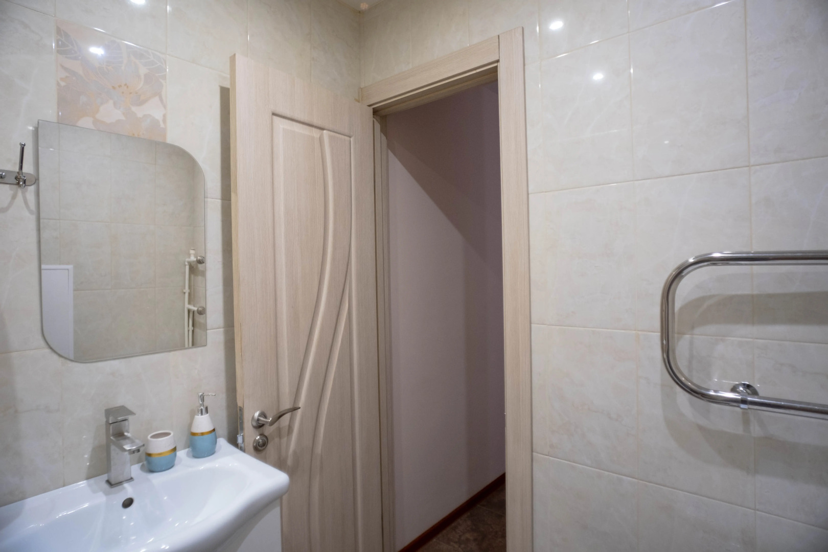 Апартаменты студия с светлым ремонтом в новом доме