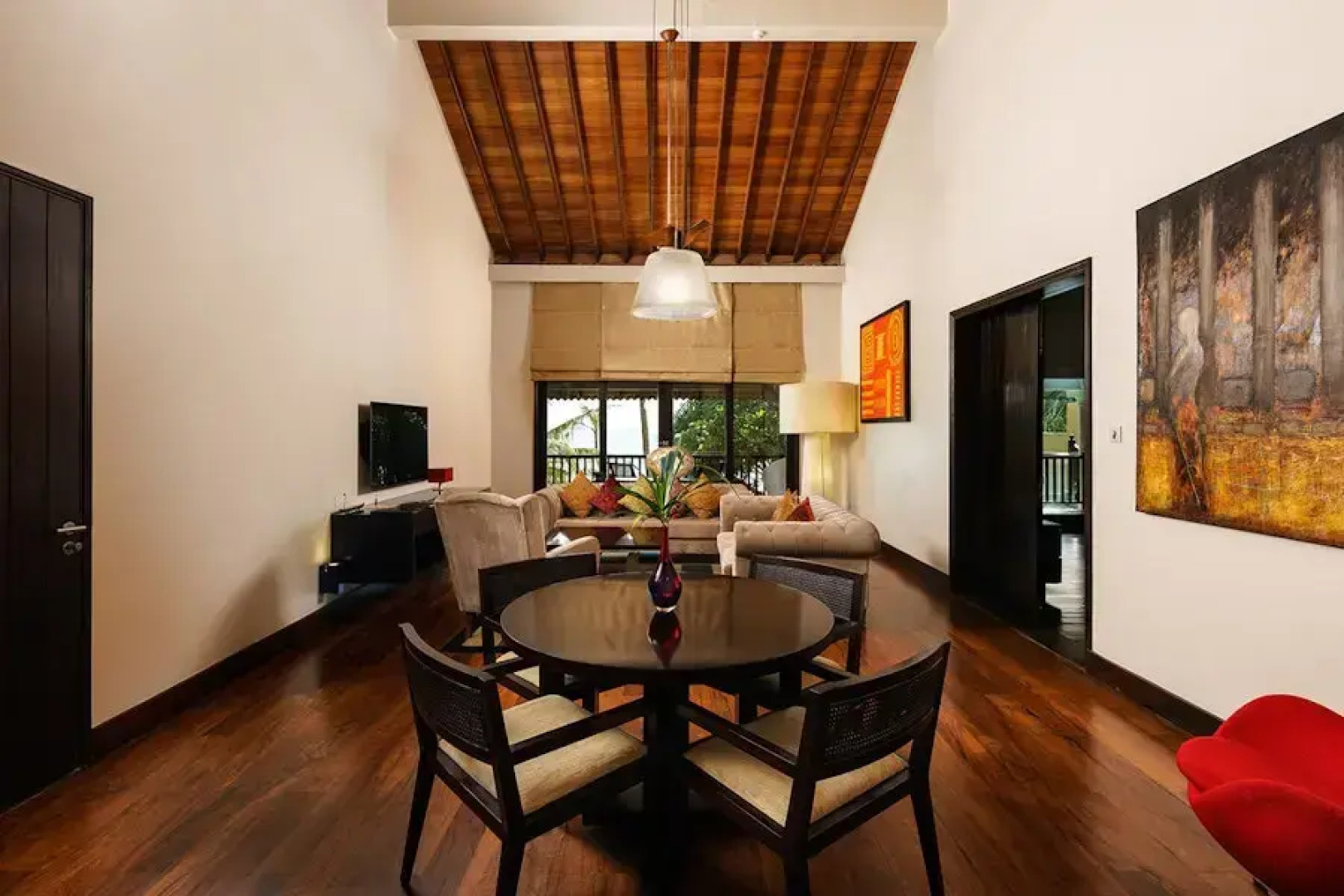 Курортный отель The Fortress Resort&Spa