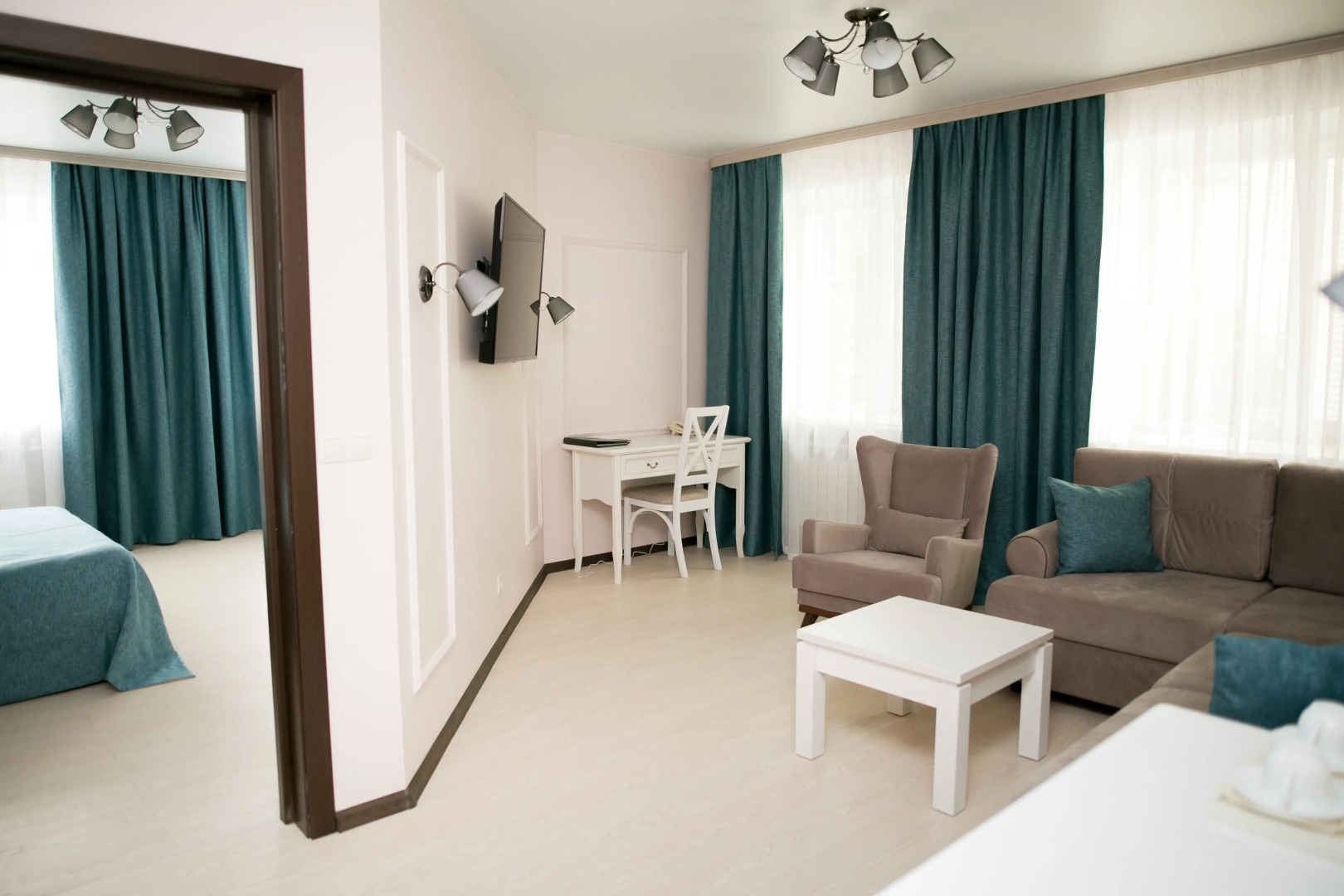 Гостиничный комплекс Оазис