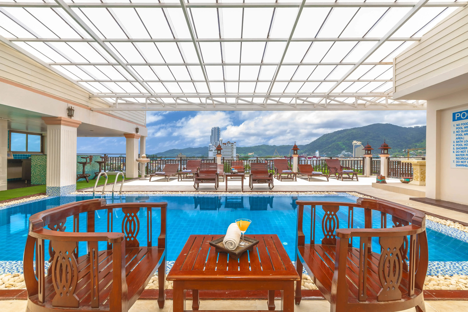 Отель Azhotel Patong