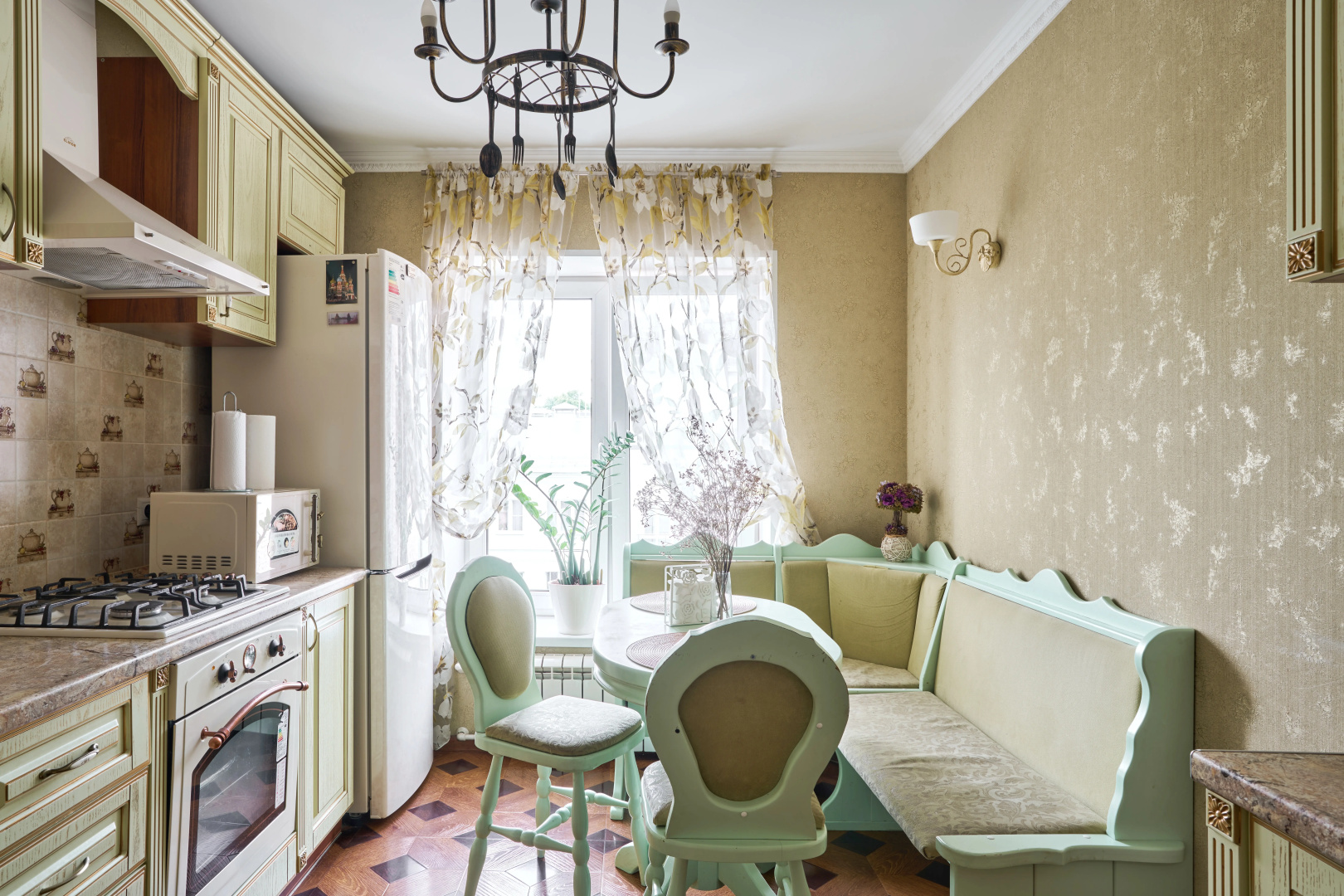 Apartamentyi Na Gazetnom Pereulke 1/12