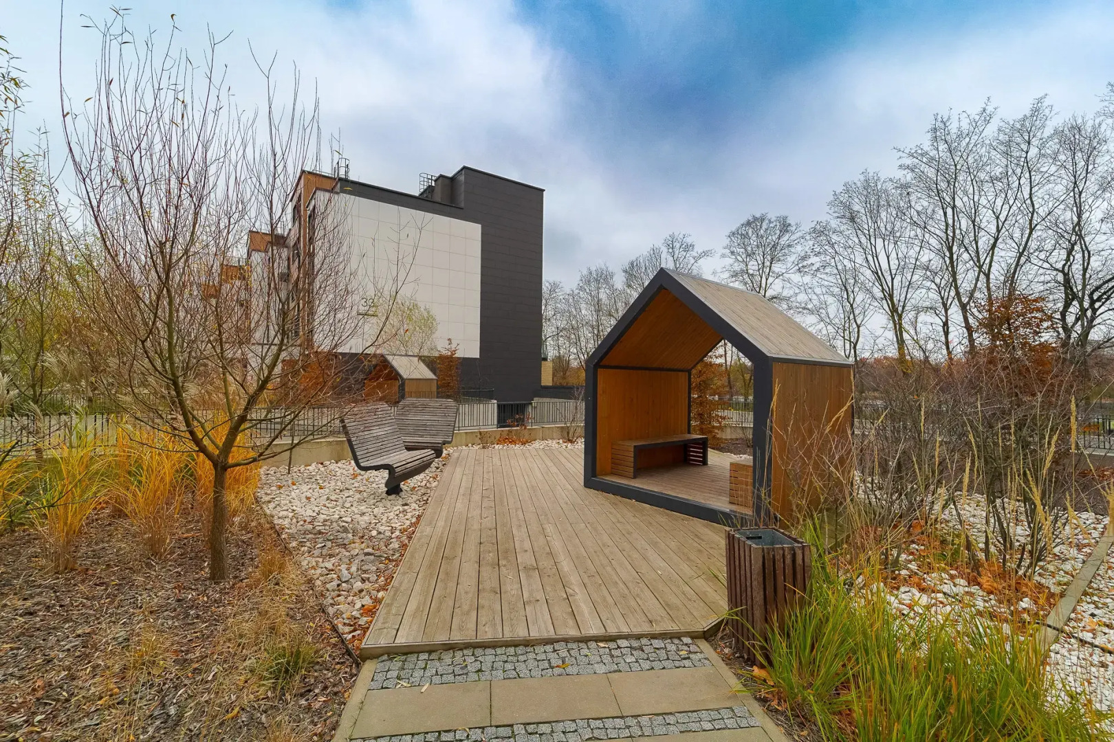 Квартира стильная двухкомнатная VIP на берегу реки