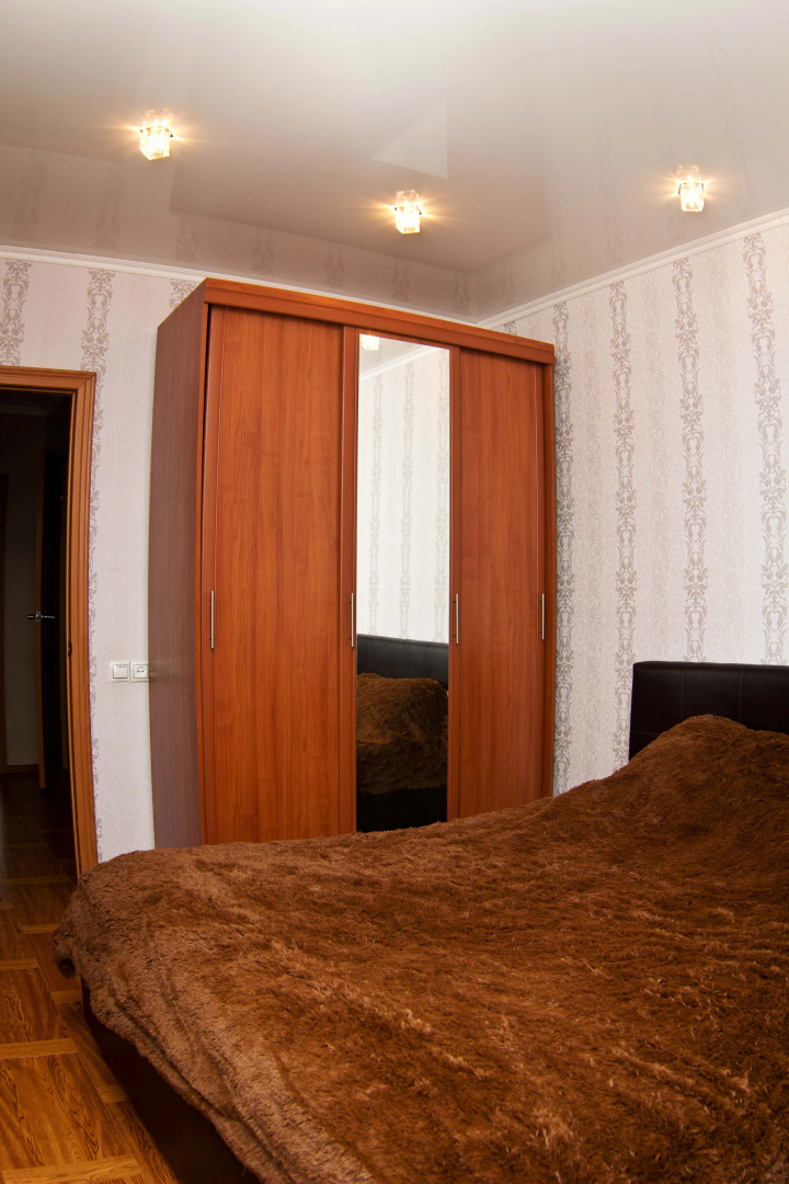 Трехкомнатные апартаменты в Старом Осколе