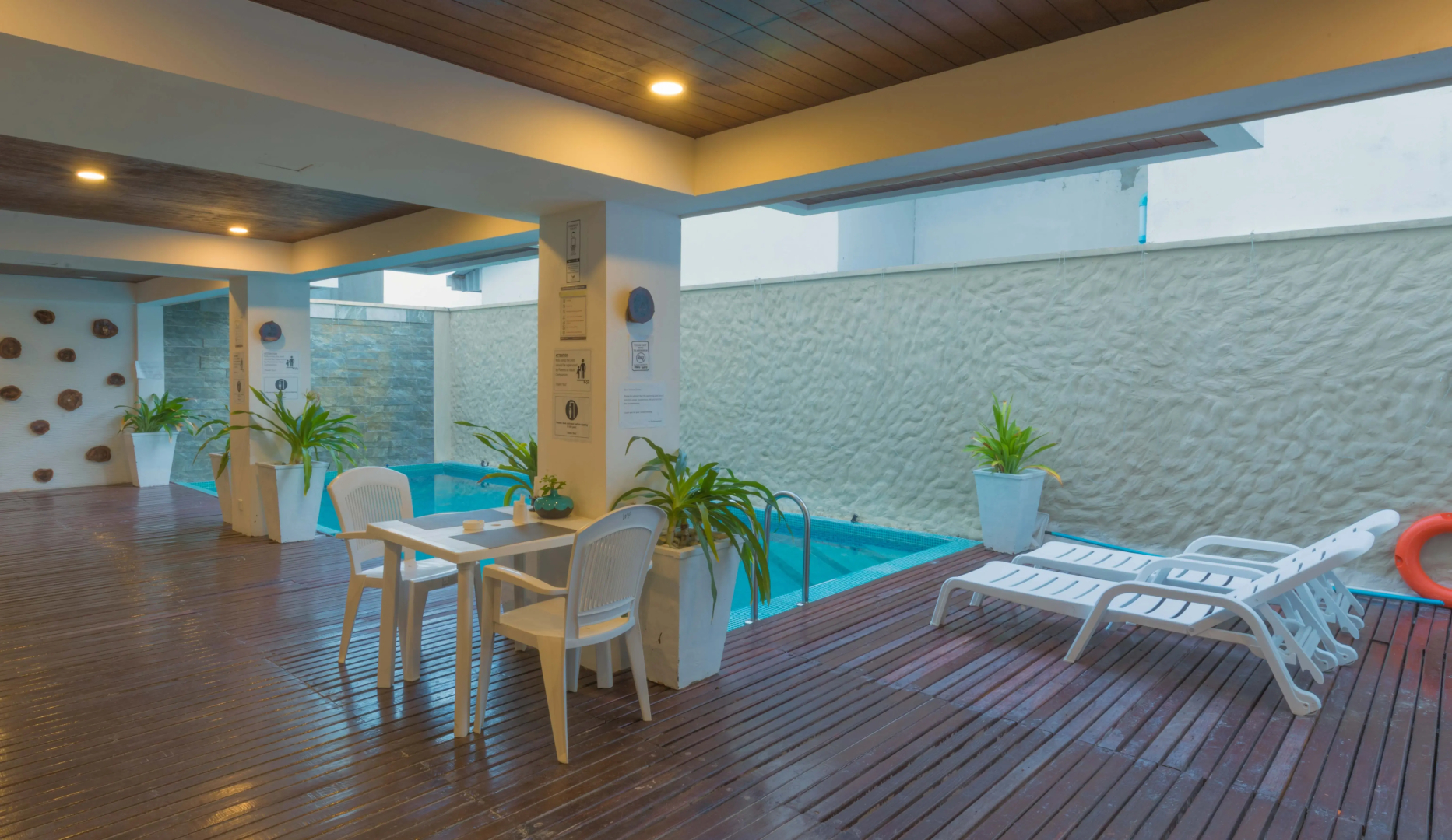 Отель Aquzz Inn & Spa