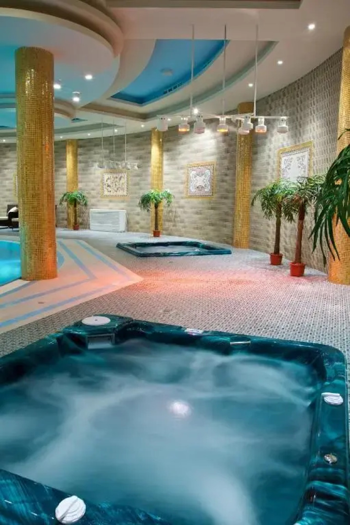 Royal Tulip Алматы