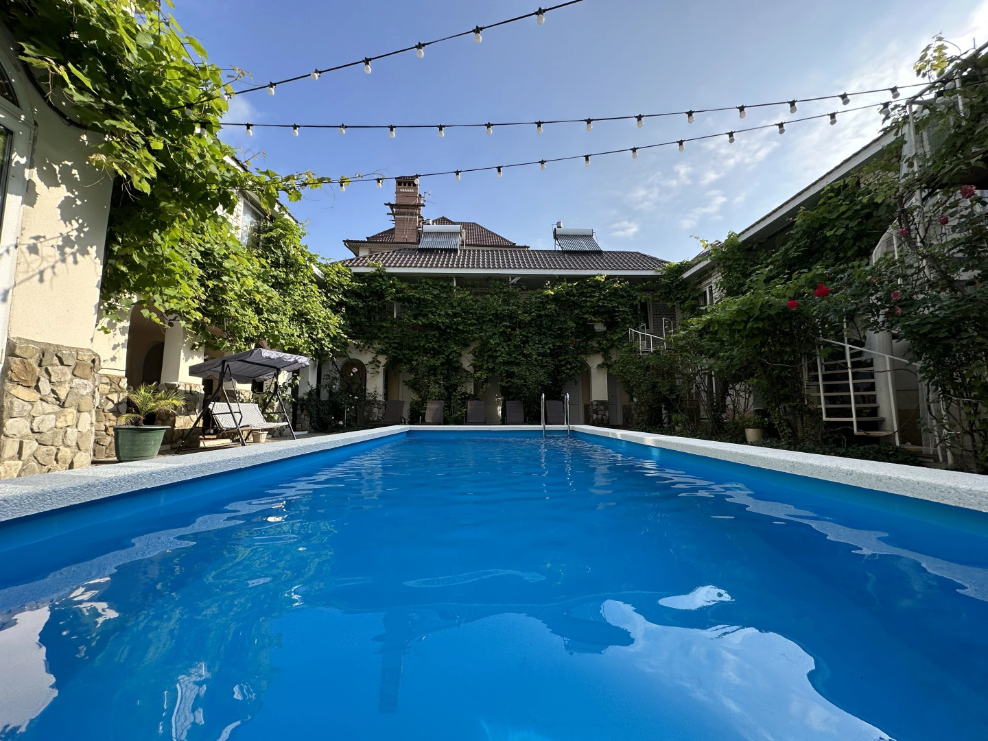 Гостевой дом  Come Inn на Кленовой