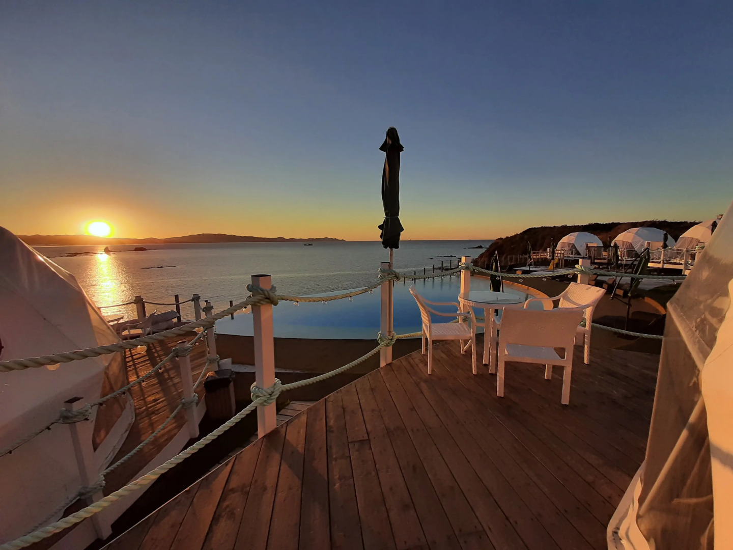 Бунгало MOREGLAMP