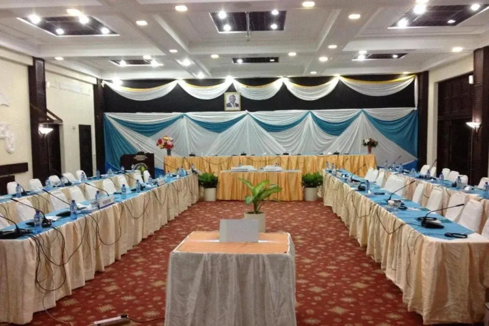 Курортный отель Mombasa Continental Resort