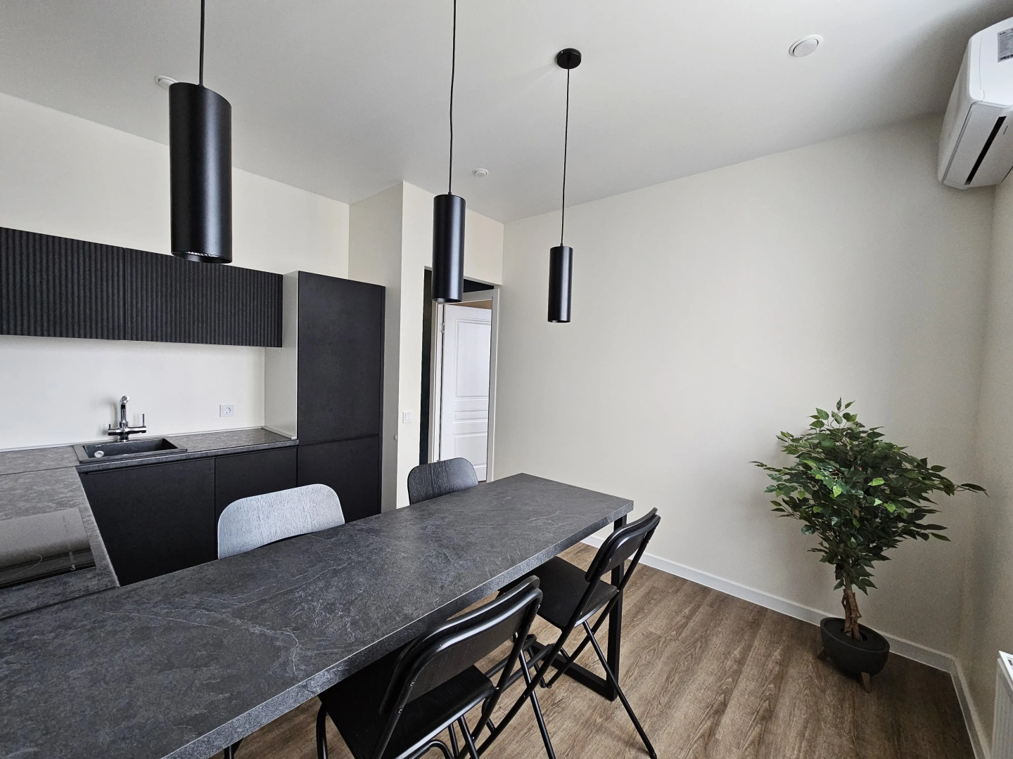 Квартира Двухкомнатная на Турчевича 8