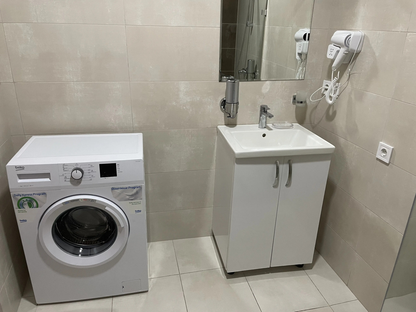 Апарт-отель на улице Лехи и Марии Качиньских 5 к B