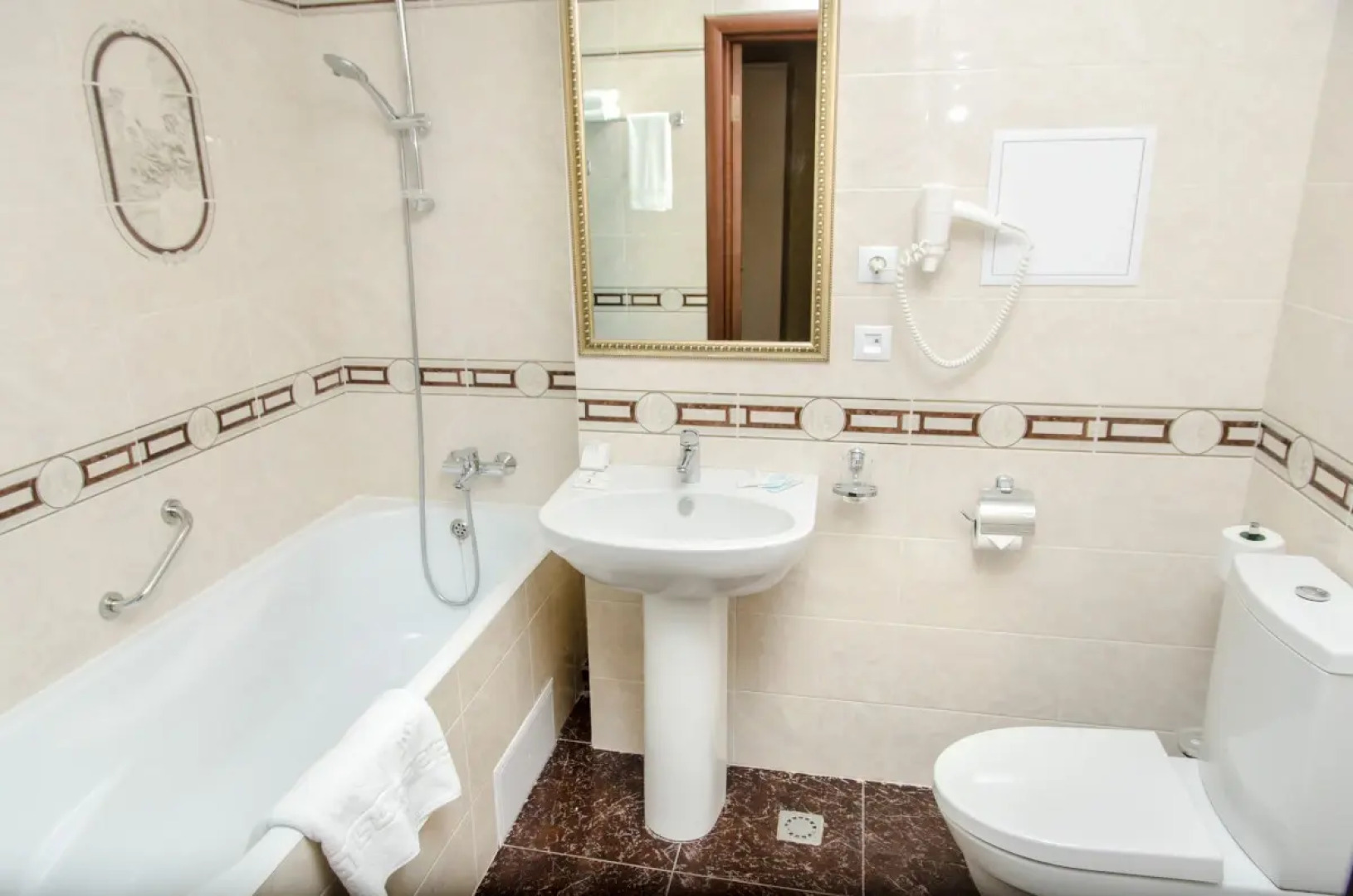 Отель Liberty Fly