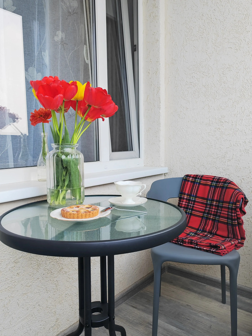 Апартаменты 2-х комнатные с видом на планету Земля