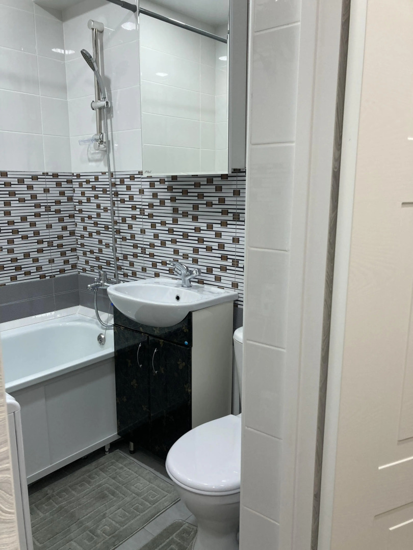 Апартаменты на площади Ленина # 2