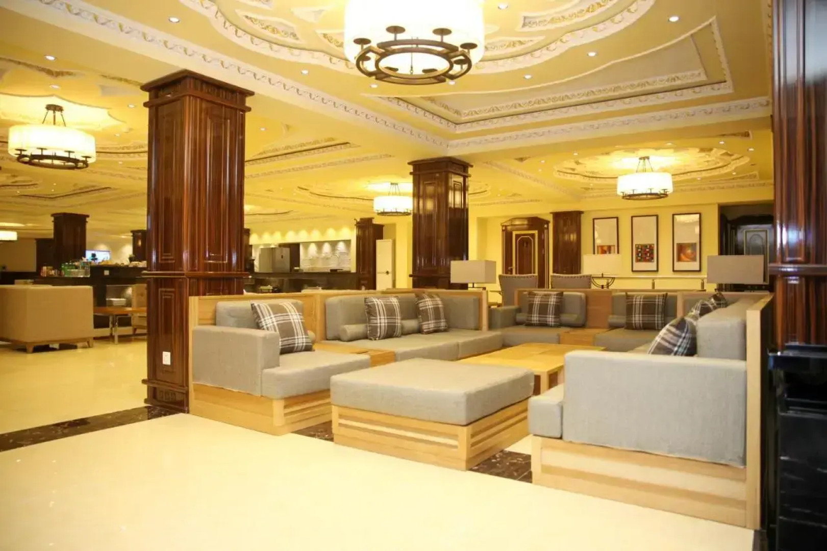 Отель Атлас