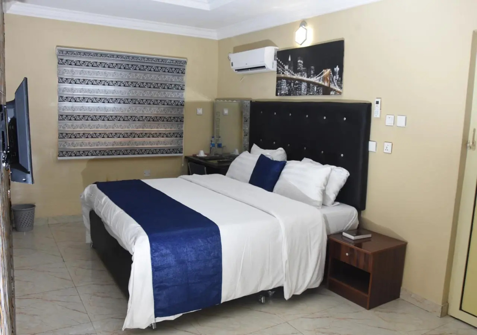 The Agore Hotels & Suites Ltd (Bed & Breakfast) (Extended Stay) (Short / Serviced Apartments)