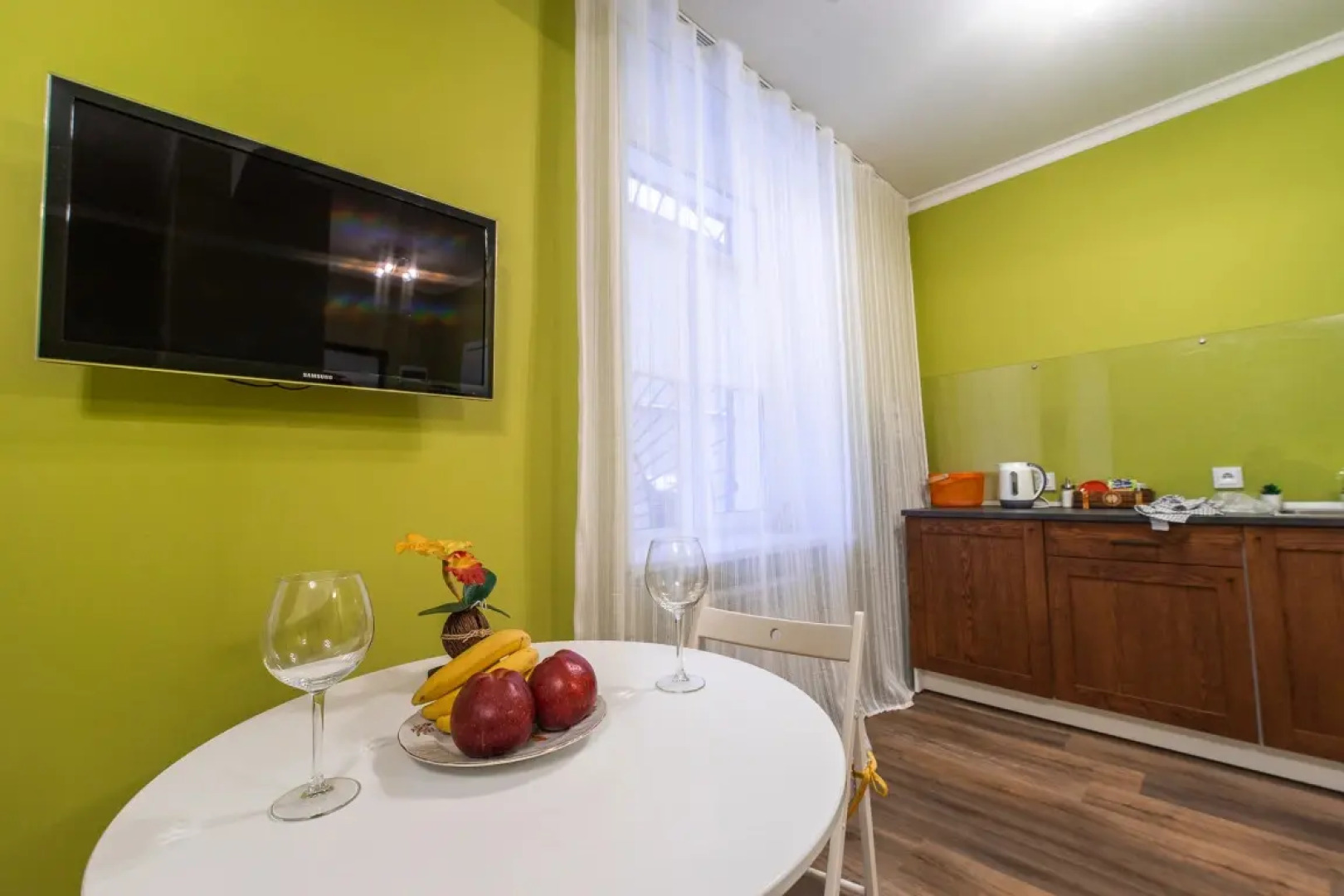 Апартаменты Карла Маркса 35 (1)