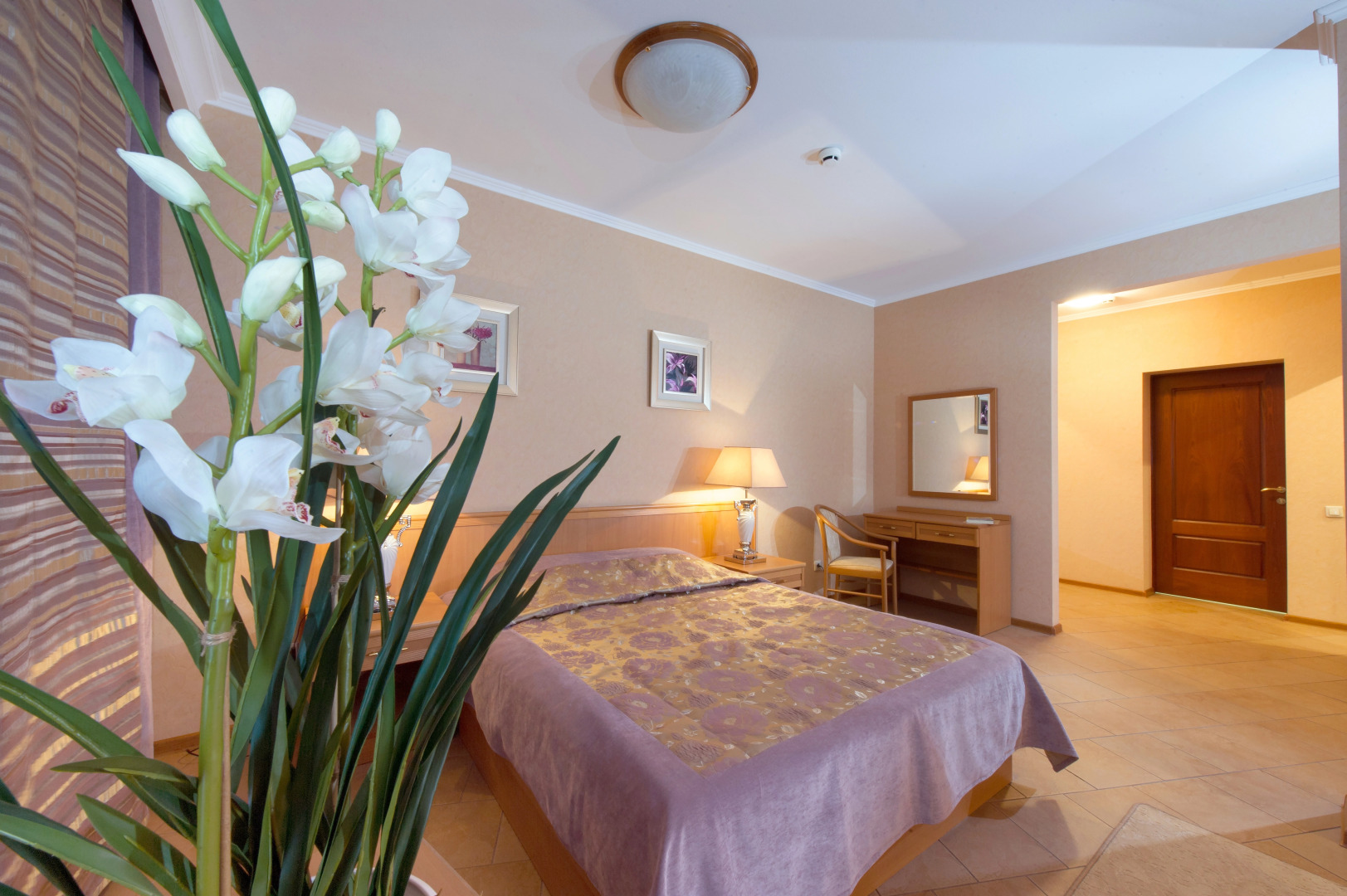 Отель Новый