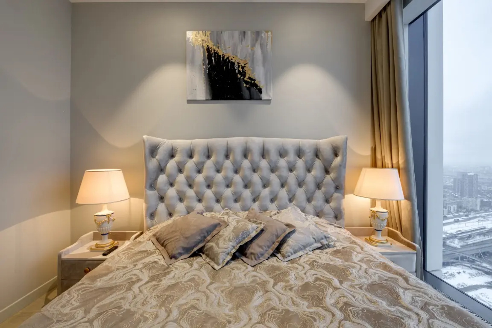 Топовая трешка с видом на город и изолированными спальнями