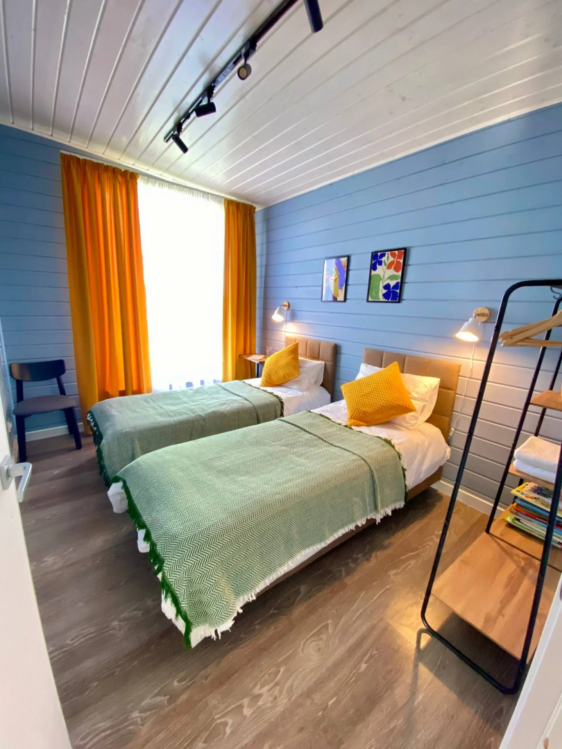 Частный дом дизайнерский великолепной уличной территорией