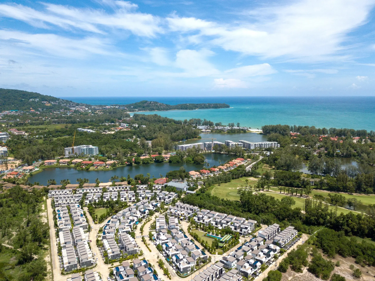 Вилла с 5 спальнями и бассейном рядом с пляжем Бангтао LP-65/45