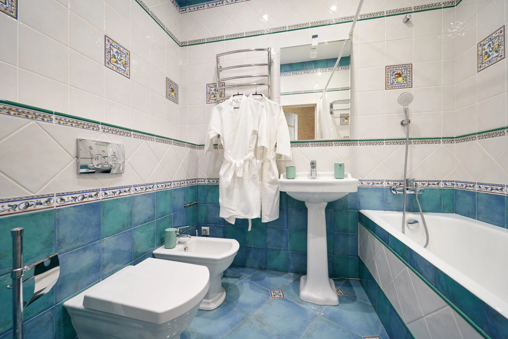 Апартаменты с бассейном Актёр Гелакси