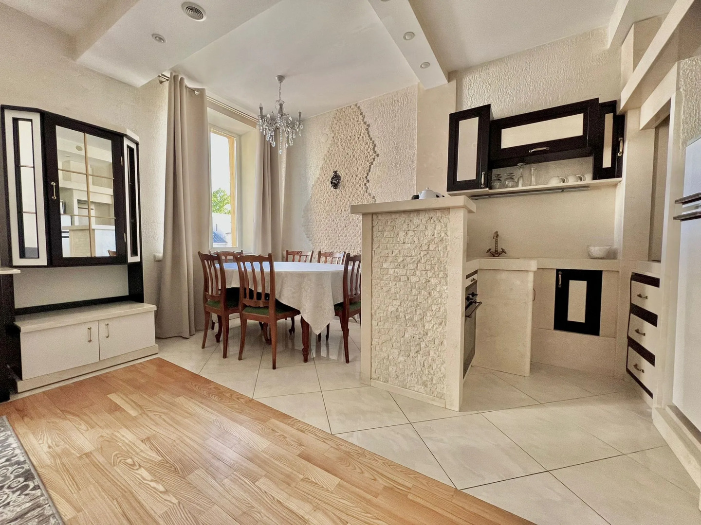 Апартаменты Карла Маркса 6 Уютные 2х Комнатные с Балконом